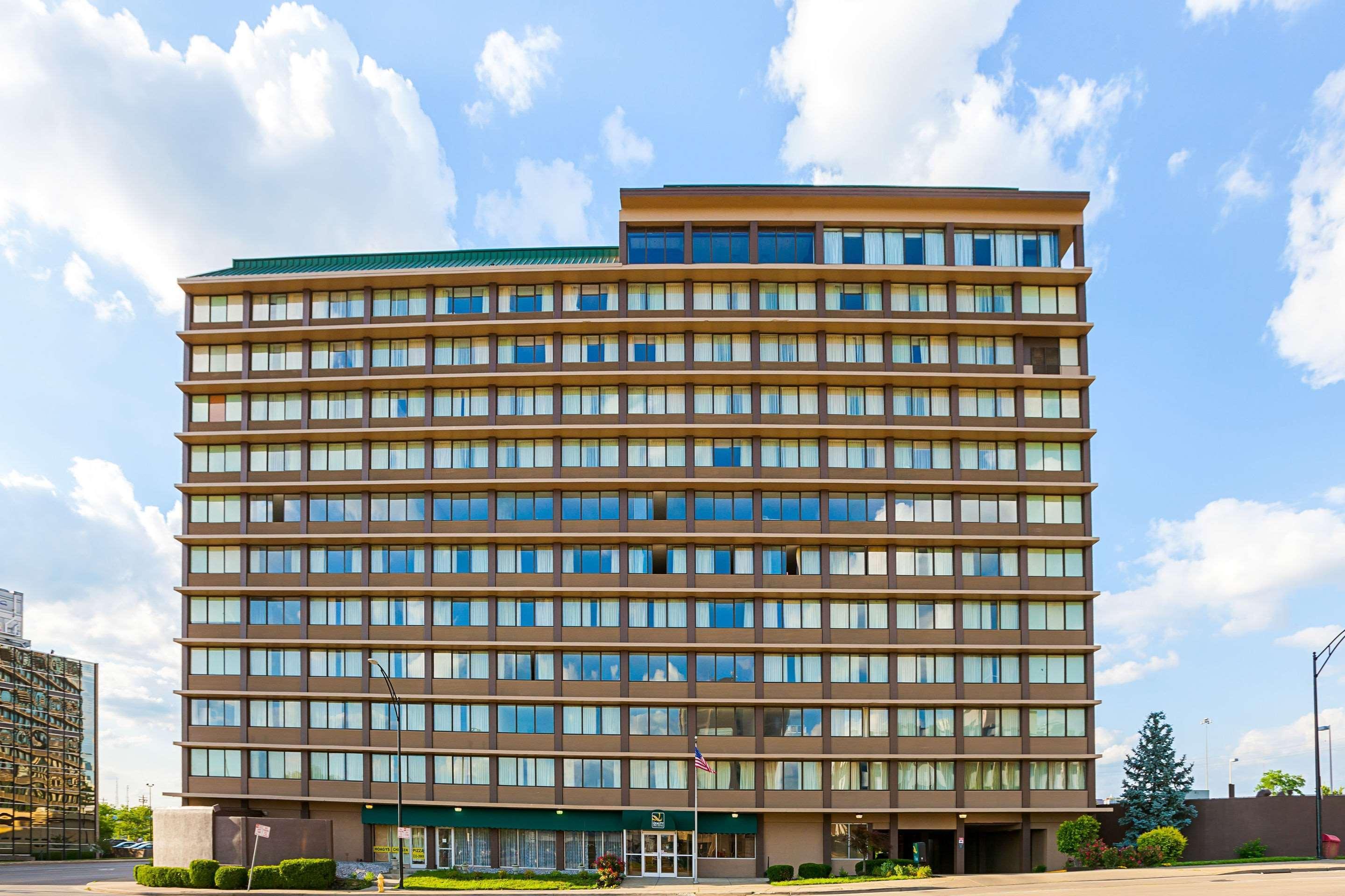 Quality Inn & Suites Cincinnati Extérieur photo